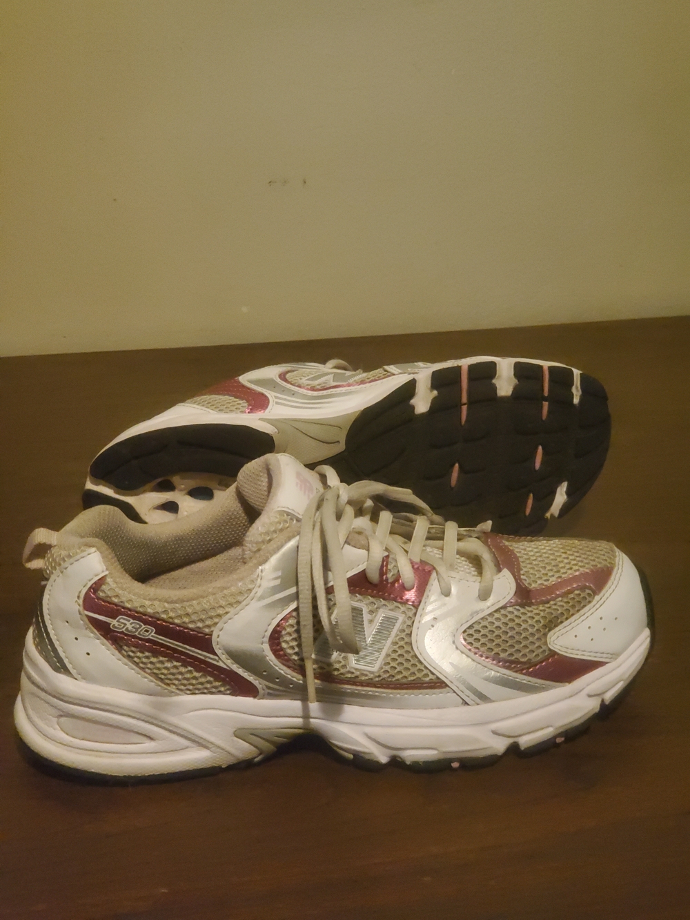 New Balance 530 White, Beige & Metallic Pink Athletic Sneakers.